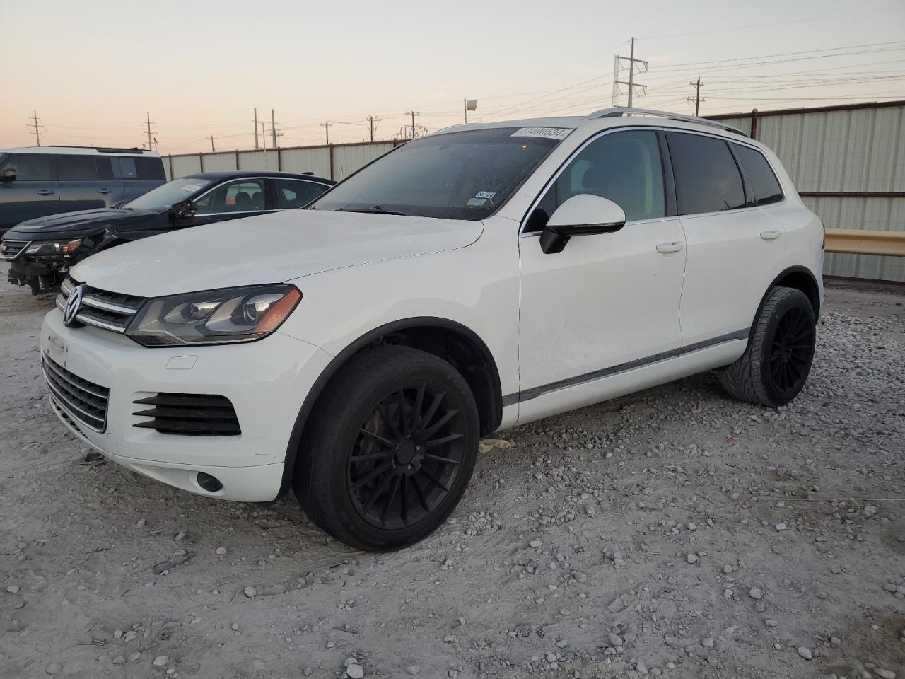 2014 VOLKSWAGEN TOUAREG | WVGEP9BP2ED012906 | UPCARS