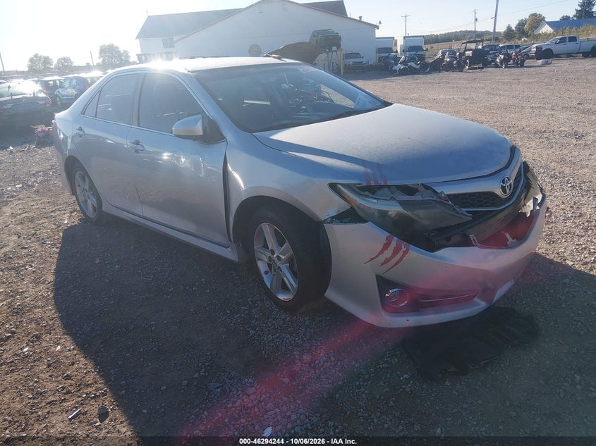 2014 TOYOTA CAMRY SE | 4T1BF1FK3EU404654 | UPCARS