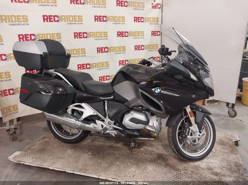 2014 BMW R1200 RT | WB10A1308EZ190418 | UPCARS