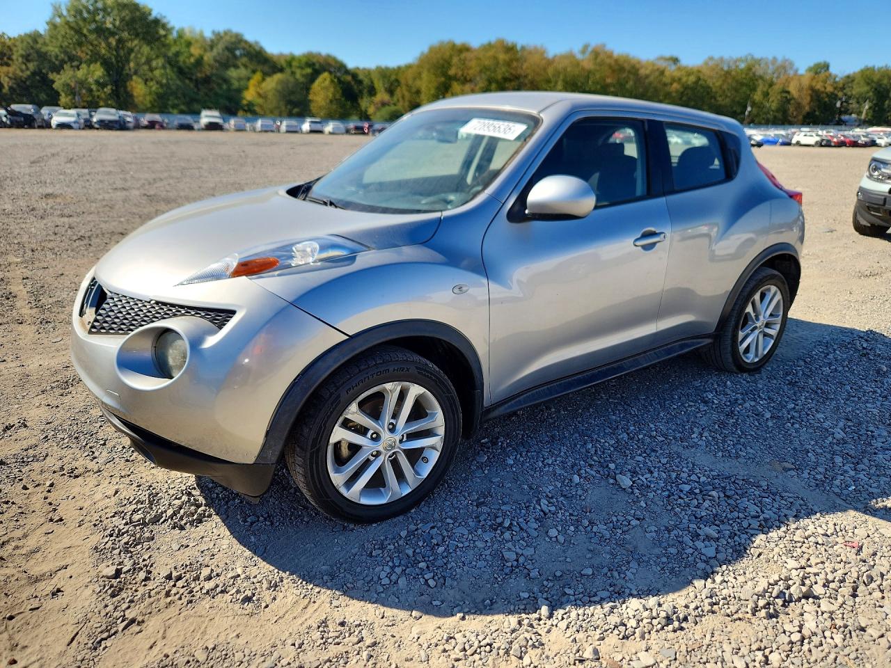 2011 NISSAN JUKE S | JN8AF5MR8BT004568 | UPCARS
