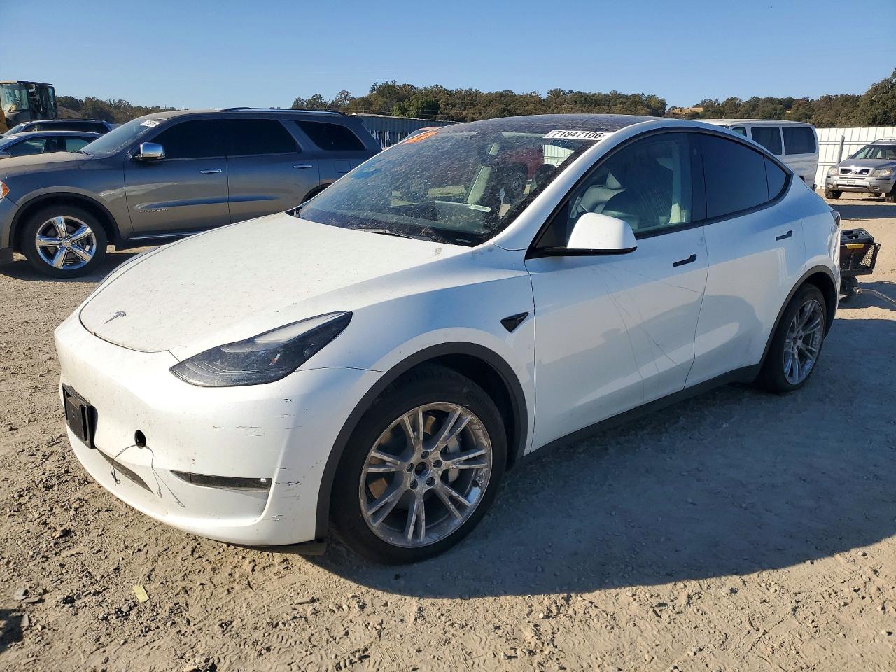 2023 TESLA MODEL Y | 7SAYGAEE1PF740194 | UPCARS