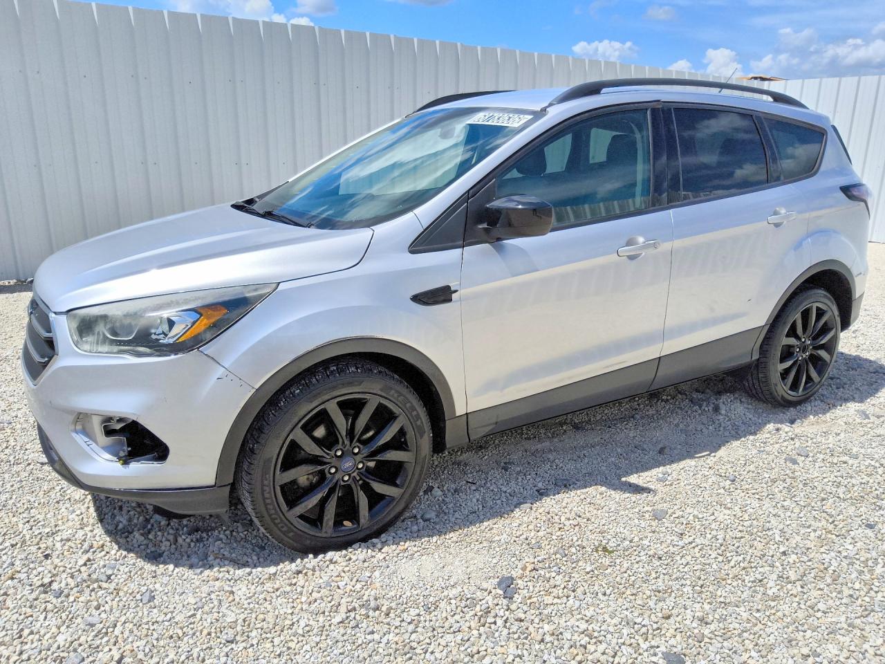 2018 FORD ESCAPE SE | 1FMCU0GD3JUB67825 | UPCARS