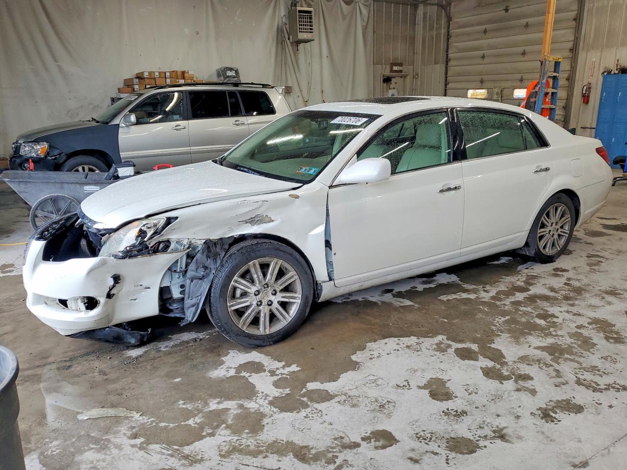 2008 TOYOTA AVALON LIMITED | 4T1BK36B58U314921 | UPCARS