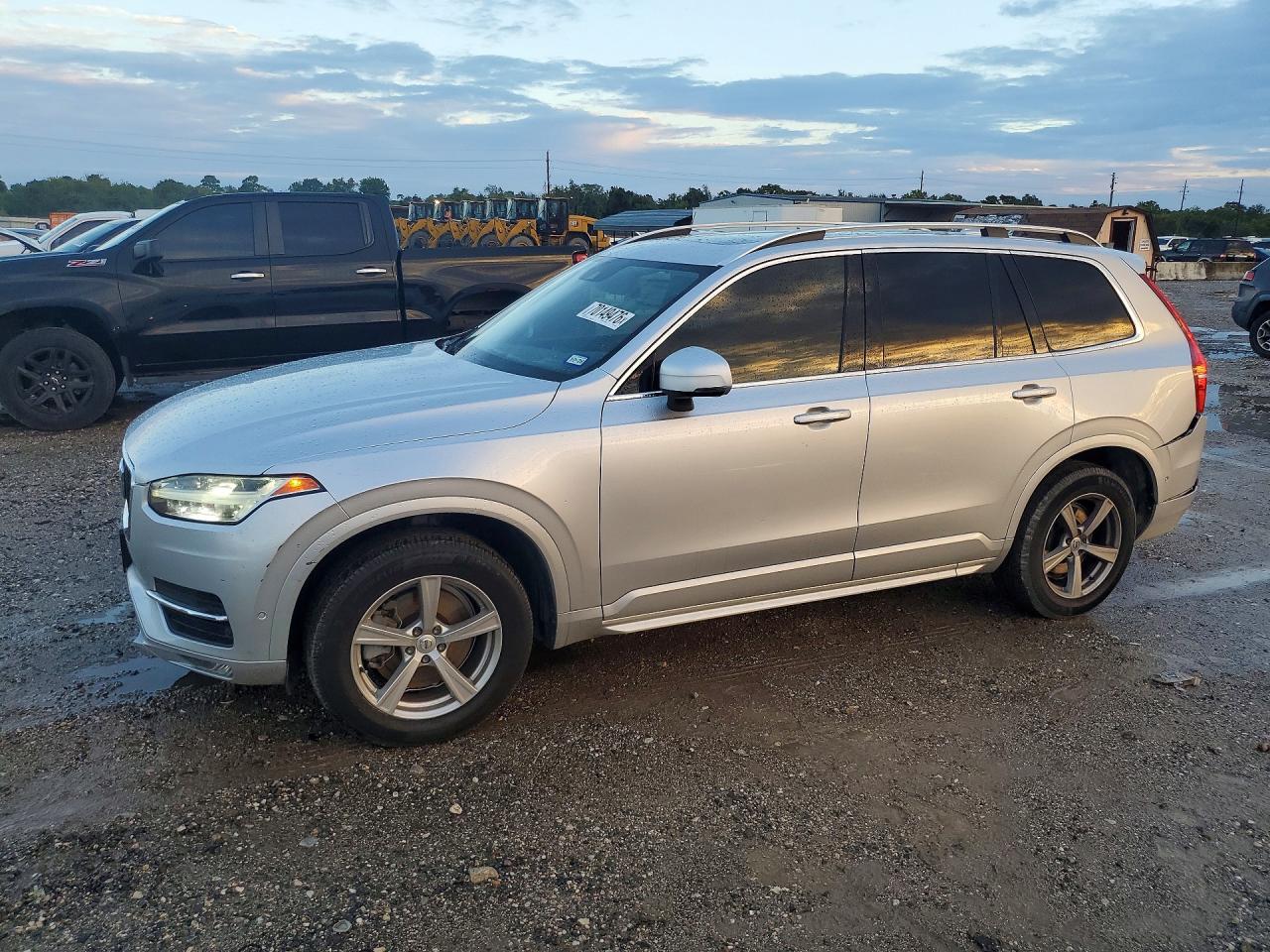 2017 VOLVO XC90 T5 | YV4102KK7H1105586 | UPCARS