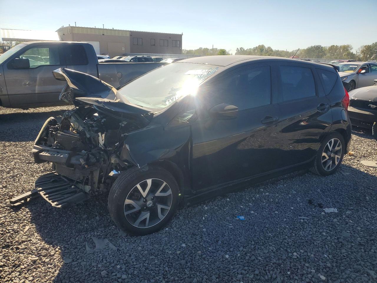 2015 NISSAN VERSA SR | 3N1CE2CP4FL440112 | UPCARS