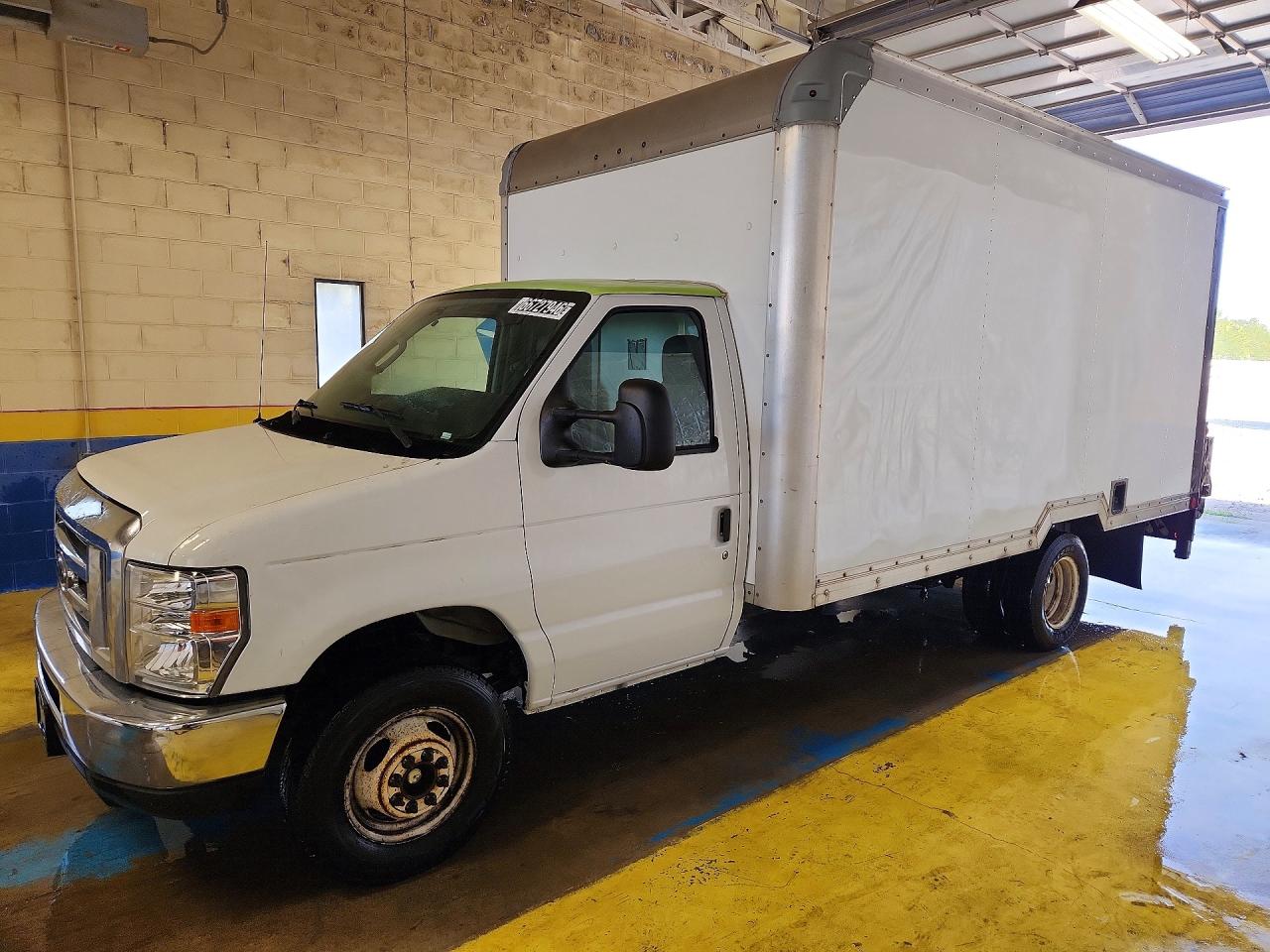 2019 FORD ECONOLINE | 1FDWE3F63KDC36464 | UPCARS