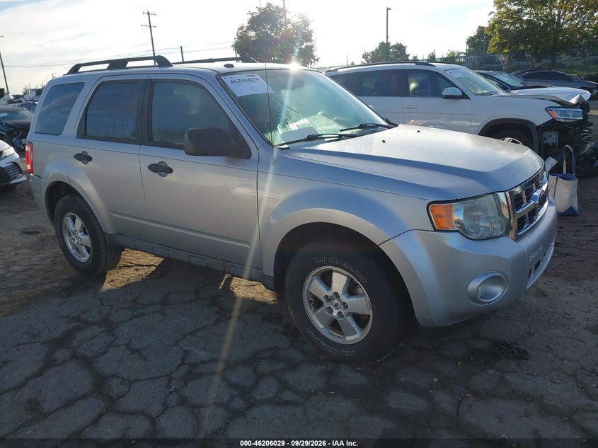 2010 FORD ESCAPE XLT | 1FMCU9D71AKC93812 | UPCARS