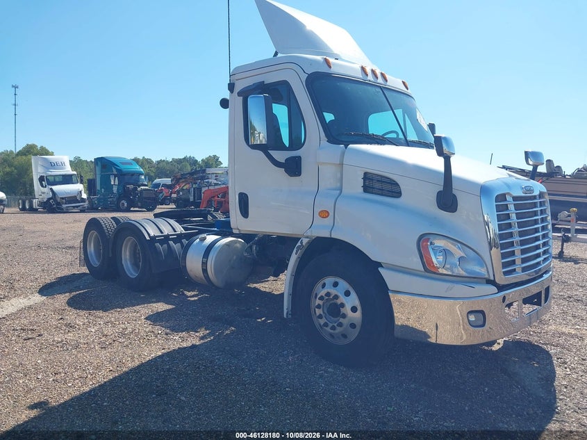 2016 FREIGHTLINER CASCADIA 113 | 1FUJGBDV8GLBW4523 | UPCARS