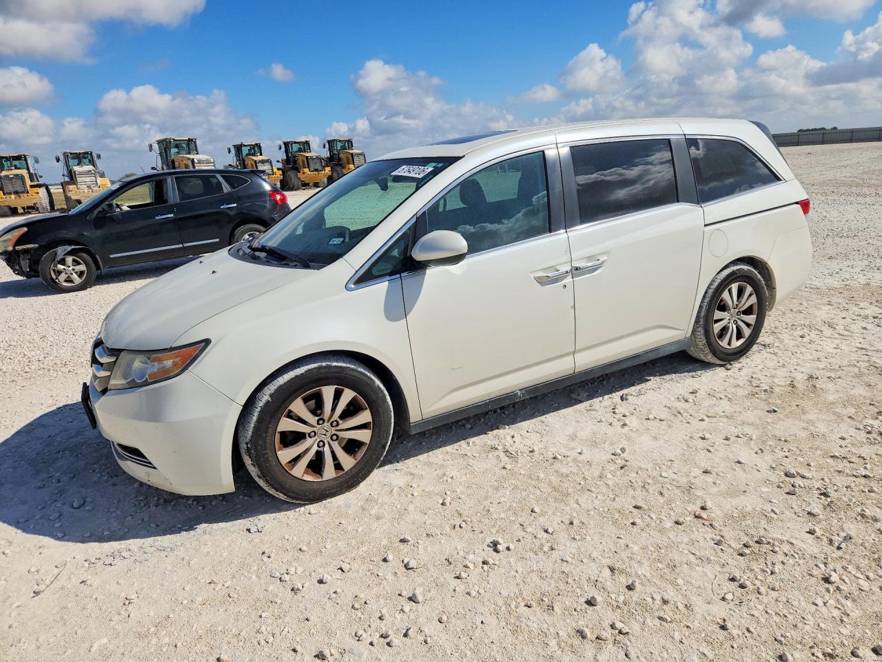 2015 HONDA ODYSSEY EXL | 5FNRL5H60FB088692 | UPCARS