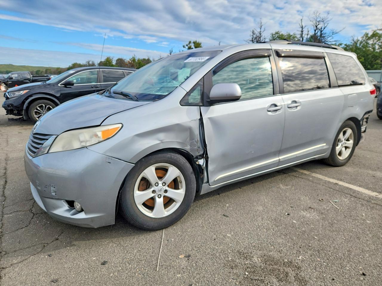 2014 TOYOTA SIENNA XLE 8-PASSENGER | 5TDYK3DC0ES440260 | UPCARS