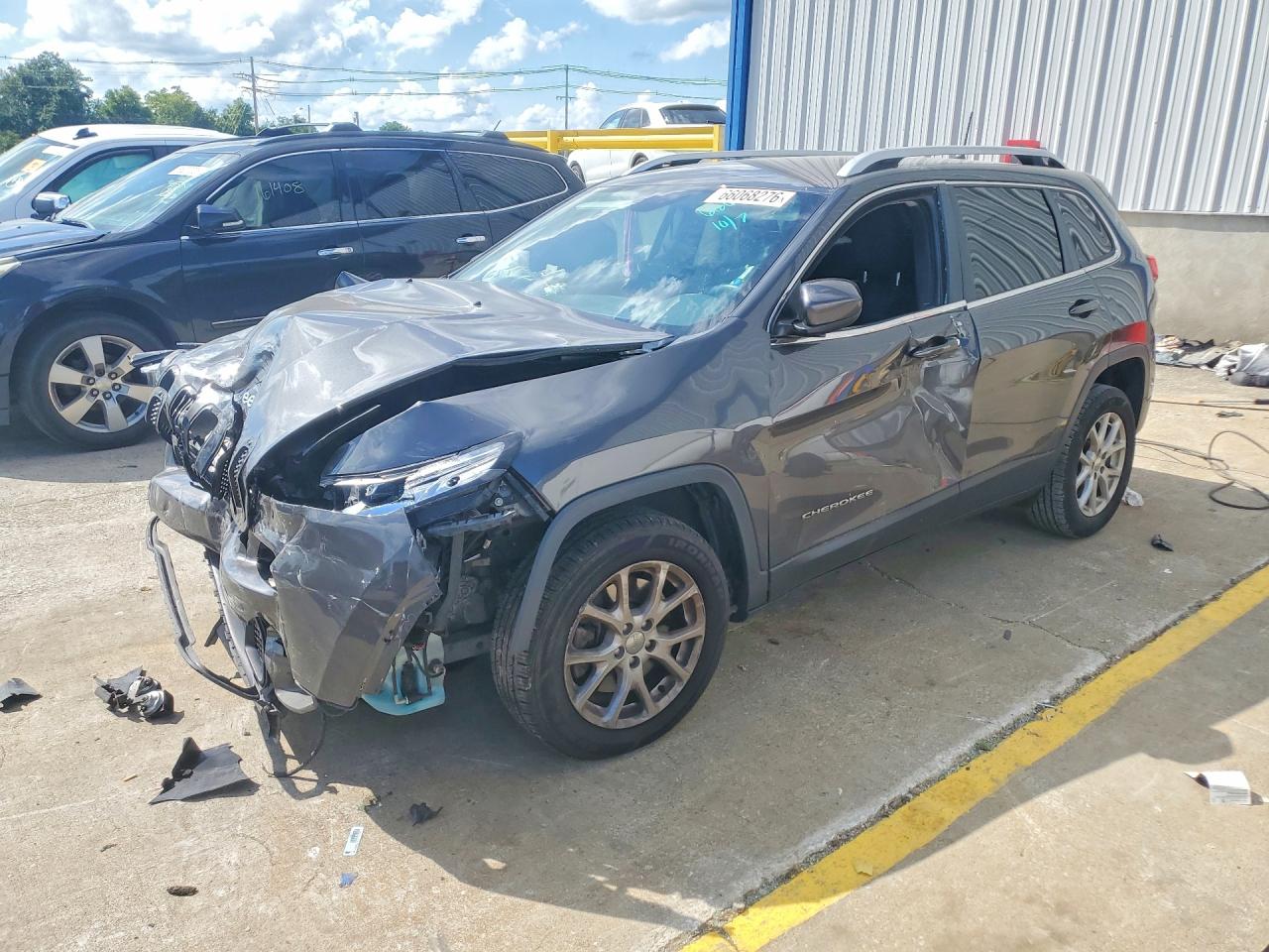 2017 JEEP CHEROKEE LATITUDE | 1C4PJLCB3HW516663 | UPCARS