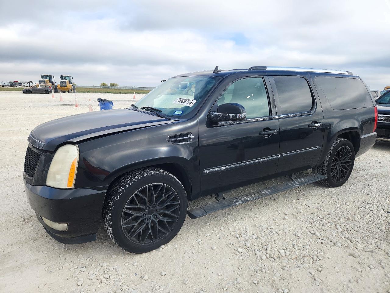2010 CADILLAC ESCALAD ESV PREMIUM | 1GYUKJEF7AR103793 | UPCARS