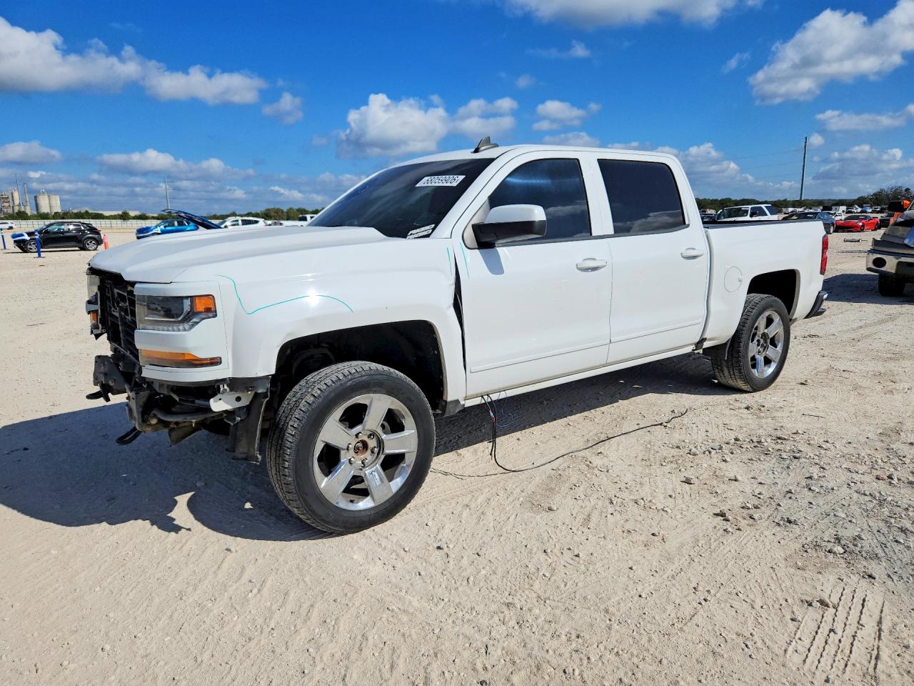 2018 CHEVROLET SILVERADO K1500 LT | 3GCUKREC5JG148273 | UPCARS