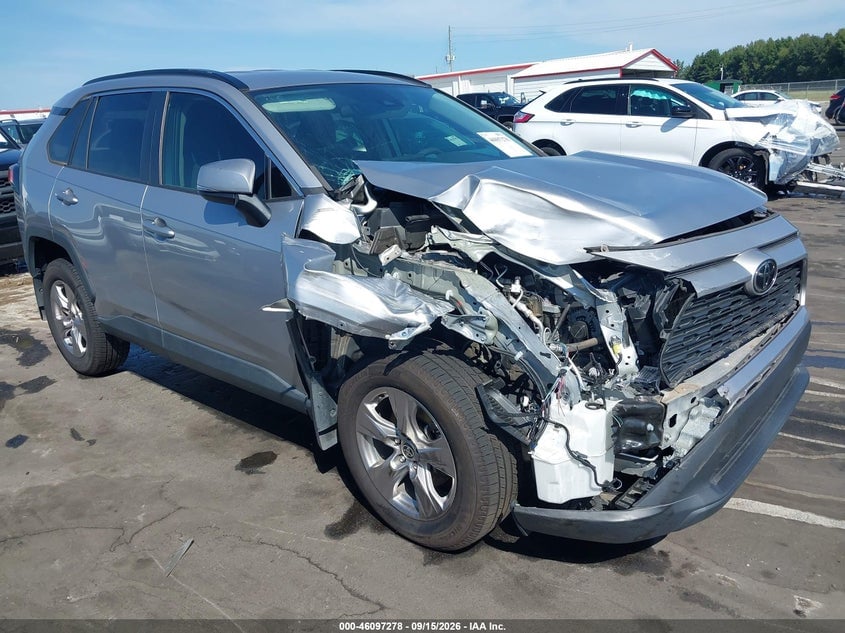 2023 TOYOTA RAV4 XLE | 2T3P1RFV1PC326626 | UPCARS