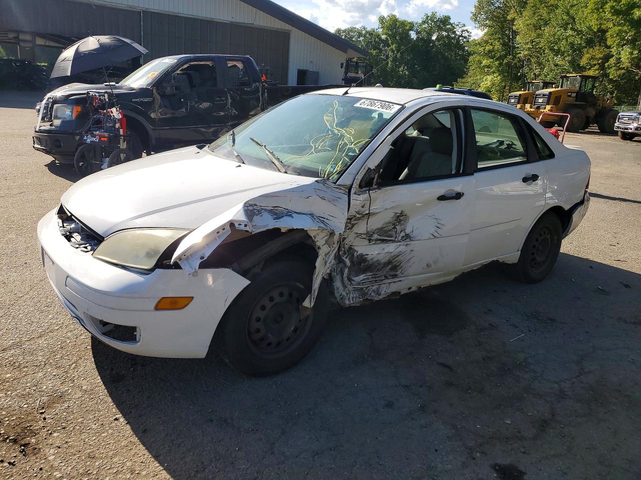2005 FORD FOCUS ZX4 | 1FAFP34NX5W222889 | UPCARS