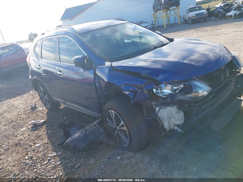 2018 NISSAN ROGUE SL | 5N1AT2MVXJC744133 | UPCARS