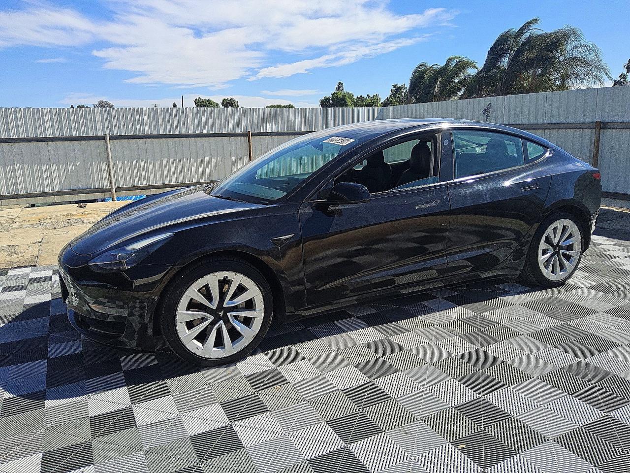 2022 TESLA MODEL 3 | 5YJ3E1EA9NF185339 | UPCARS