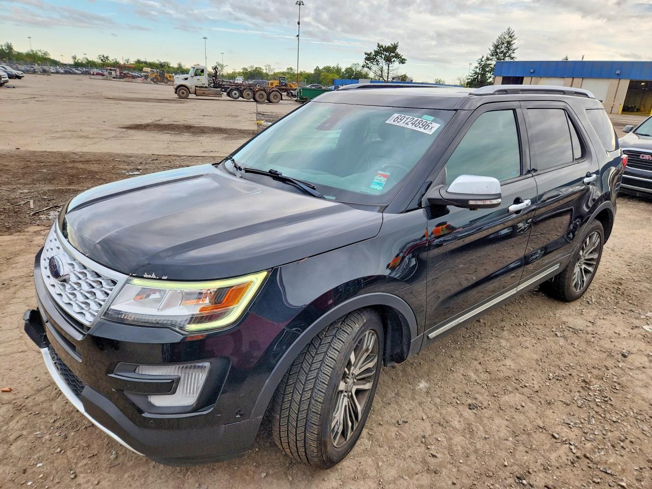 2017 FORD EXPLORER PLATINUM | 1FM5K8HT0HGC76142 | UPCARS