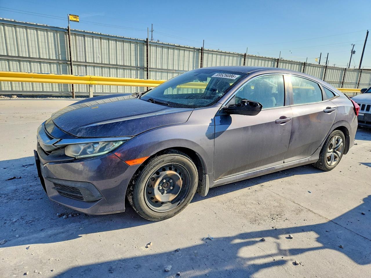 2017 HONDA CIVIC LX | 19XFC2F54HE065288 | UPCARS