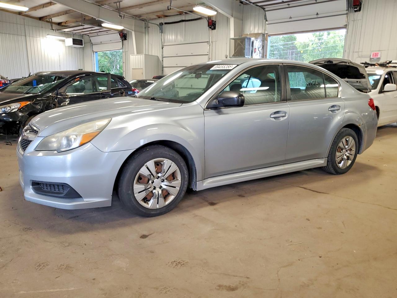 2014 SUBARU LEGACY 2.5I | 4S3BMBA61E3017889 | UPCARS