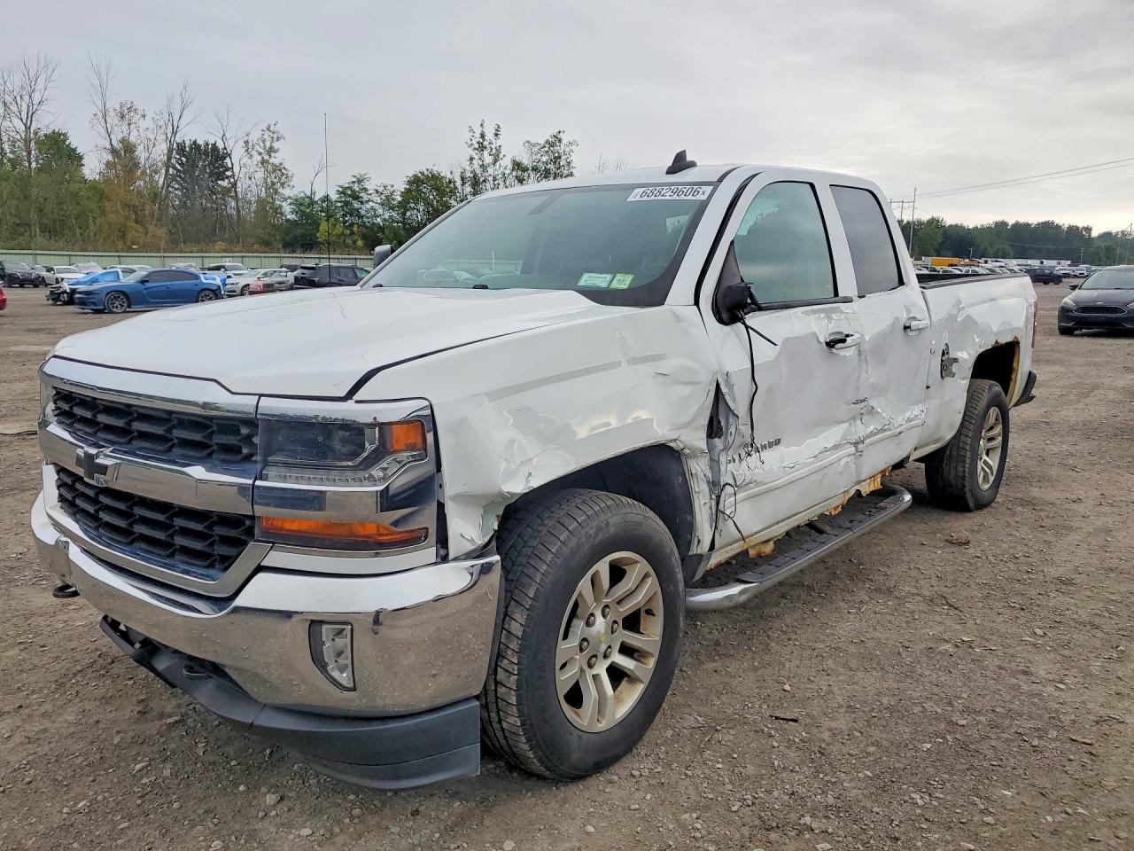 2017 CHEVROLET SILVERADO K1500 LT | 1GCVKREC5HZ196421 | UPCARS