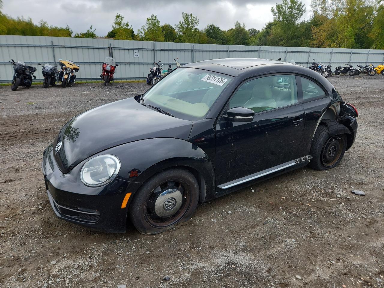 2013 VOLKSWAGEN BEETLE | 3VWJP7AT3DM661135 | UPCARS