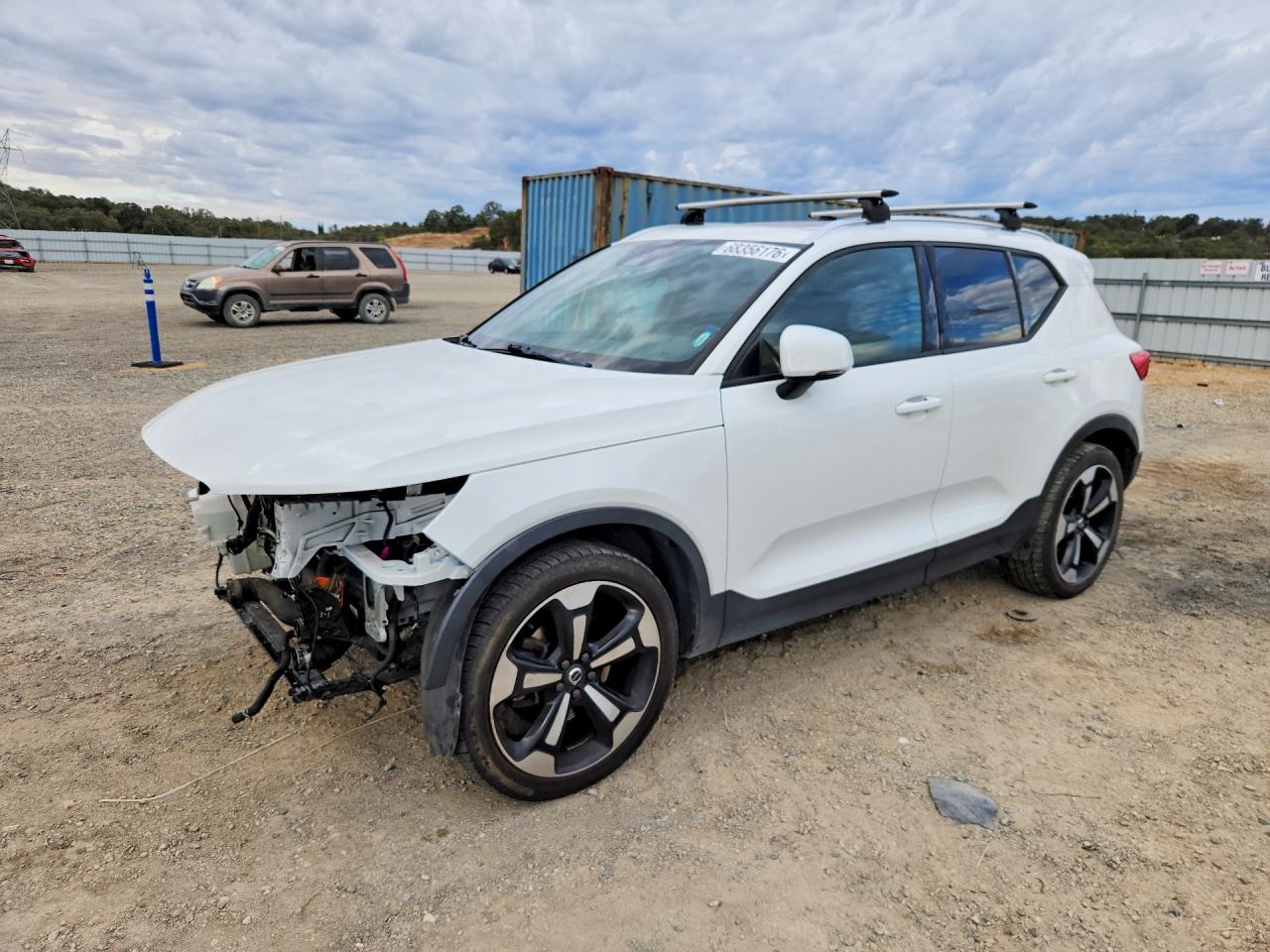 2019 VOLVO XC40 T5 MOMENTUM | YV4162UK5K2139538 | UPCARS
