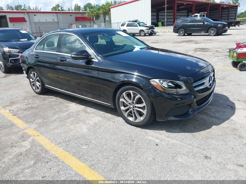 2017 MERCEDES-BENZ C 300 | 55SWF4JBXHU197562 | UPCARS