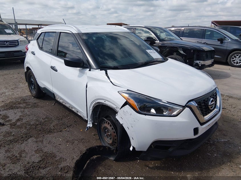 2019 NISSAN KICK S | 3N1CP5CU8KL562547 | UPCARS