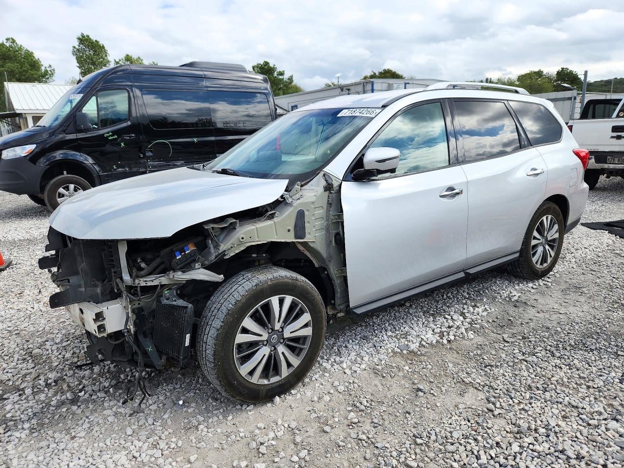 2019 NISSAN PATHFINDER SL | 5N1DR2MM5KC637172 | UPCARS