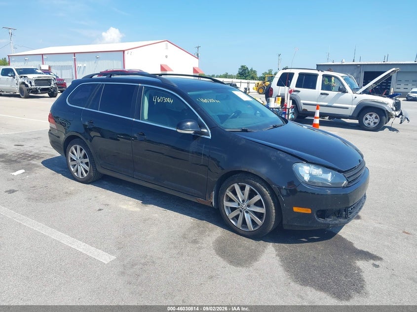2011 VOLKSWAGEN JETTA SPORTWAGEN 2.5L SE | 3VWPX7AJ2BM615379 | UPCARS