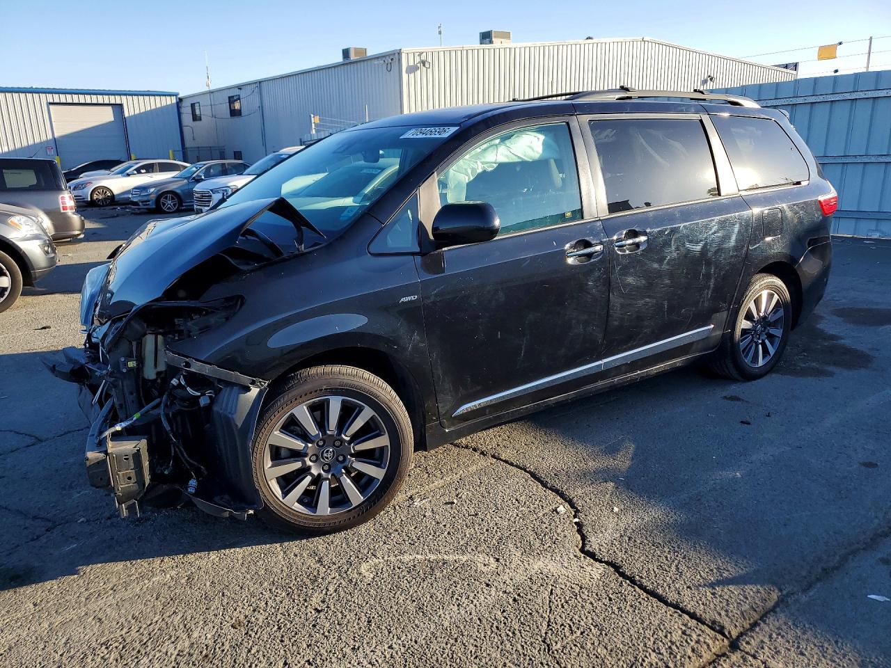 2018 TOYOTA SIENNA XLE 7-PASSENGER | 5TDDZ3DC1JS206939 | UPCARS