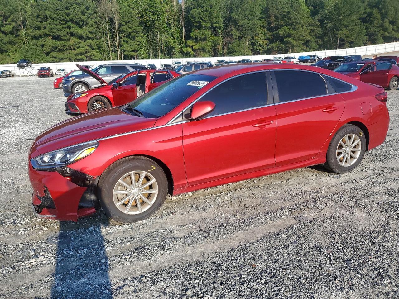 2018 HYUNDAI SONATA SE | 5NPE24AF3JH697811 | UPCARS