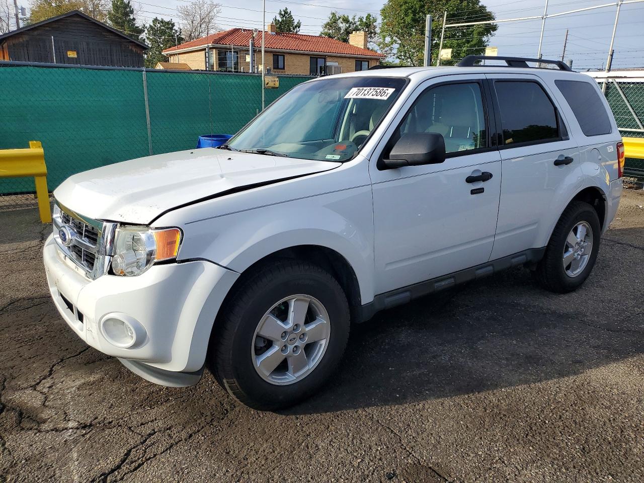 2010 FORD ESCAPE XLT | 1FMCU9DG8AKD28362 | UPCARS
