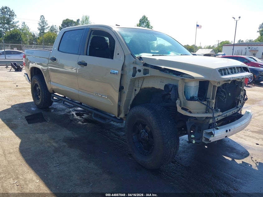 2017 TOYOTA TUNDRA SR5 5.7L V8 | 5TFDW5F1XHX648901 | UPCARS
