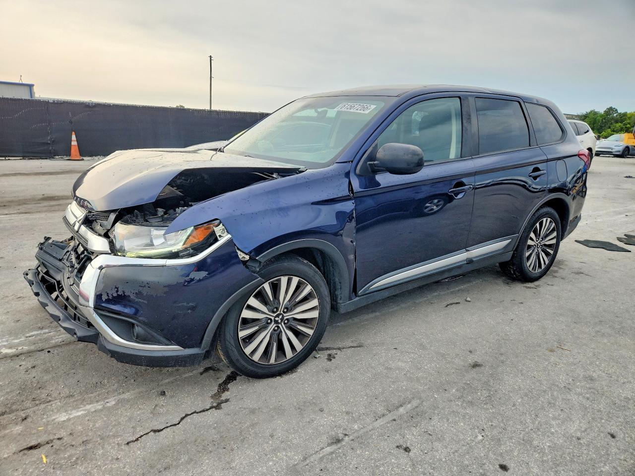 2020 MITSUBISHI OUTLANDER ES | JA4AD2A3XLZ042134 | UPCARS