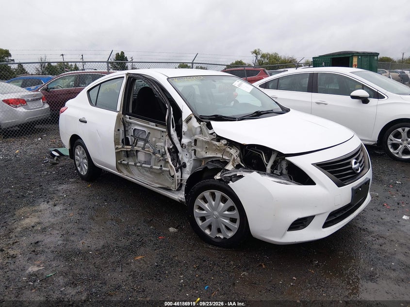 2013 NISSAN VERSA S | 3N1CN7AP5DL829564 | UPCARS