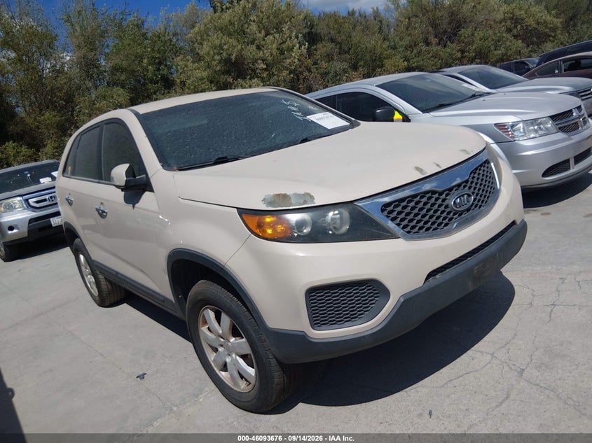 2011 KIA SORENTO LX | 5XYKT3A15BG053704 | UPCARS