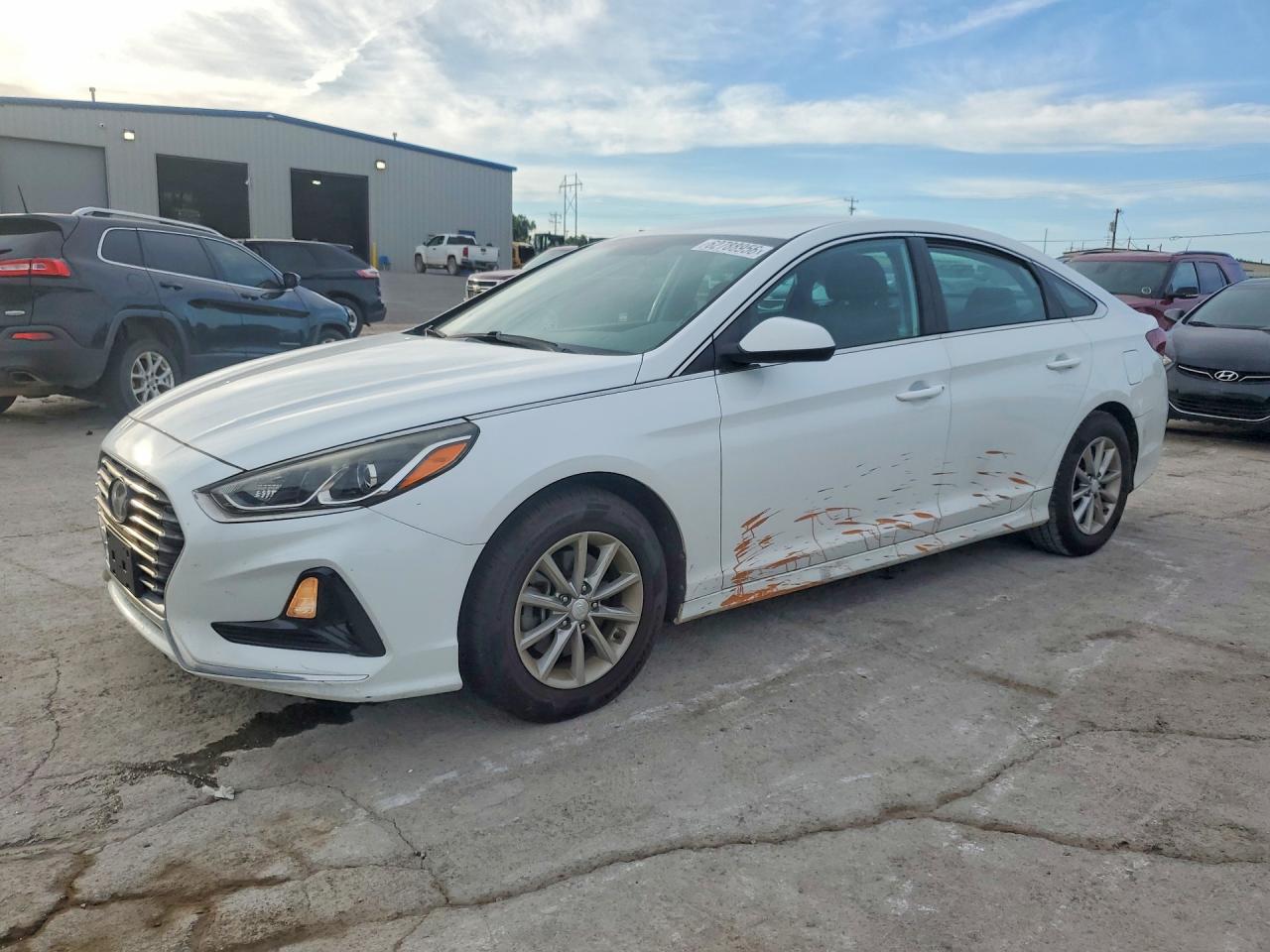 2018 HYUNDAI SONATA SE | 5NPE24AF5JH720330 | UPCARS