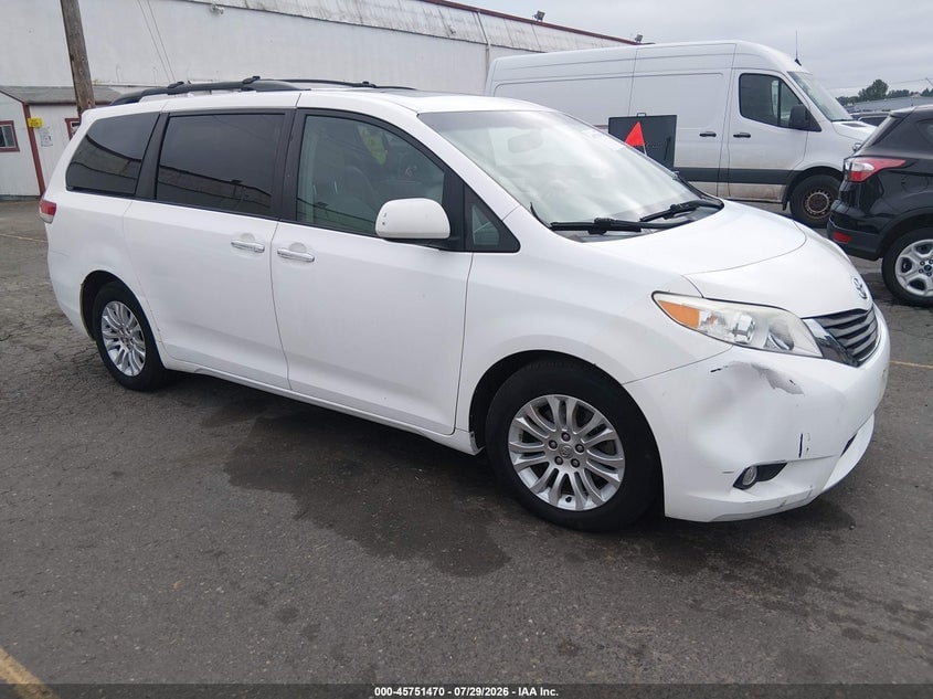 2012 TOYOTA SIENNA XLE V6 8 PASSENGER | 5TDYK3DC8CS187198 | UPCARS