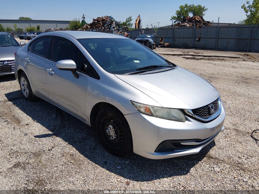 2015 HONDA CIVIC LX | 19XFB2F50FE084680 | UPCARS