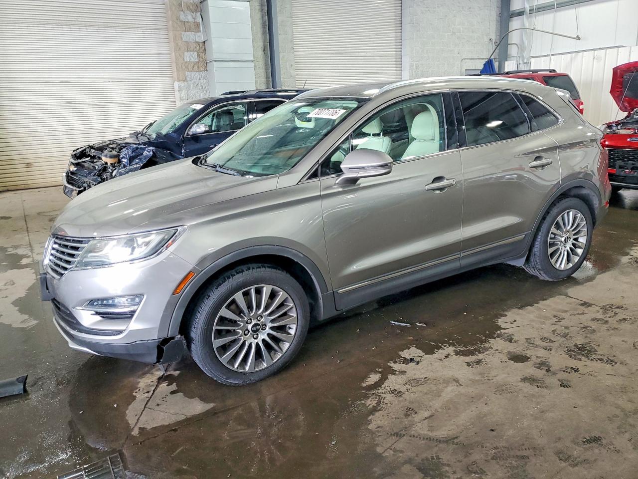 2016 LINCOLN MKC RESERVE | 5LMCJ3D92GUJ27588 | UPCARS