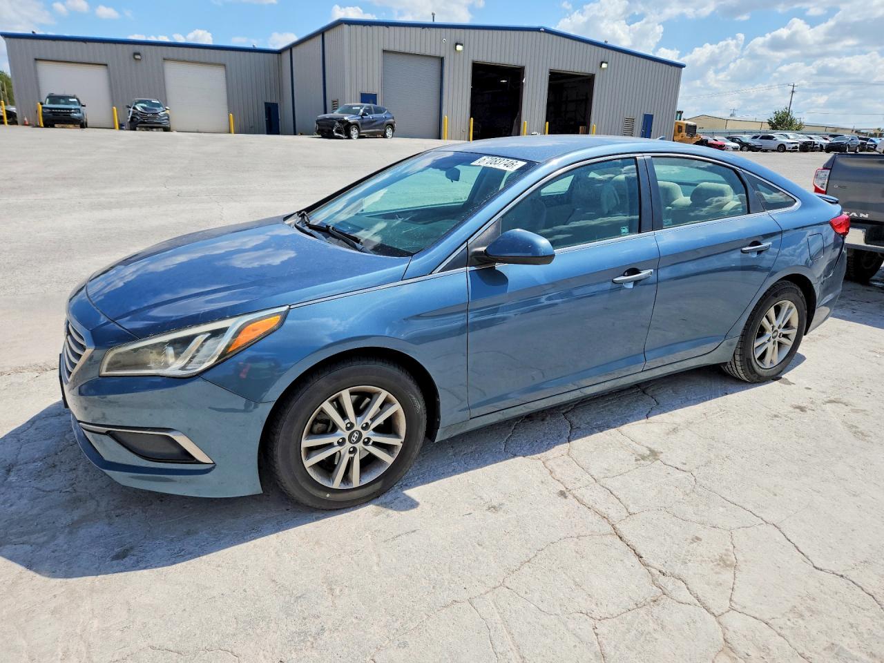 2017 HYUNDAI SONATA SE | 5NPE24AF4HH520310 | UPCARS