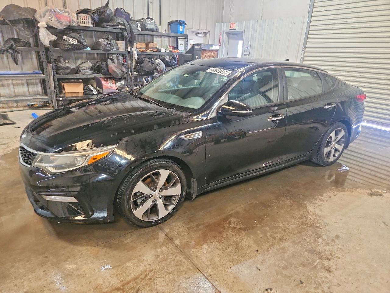 2019 KIA OPTIMA S | 5XXGT4L31KG378963 | UPCARS