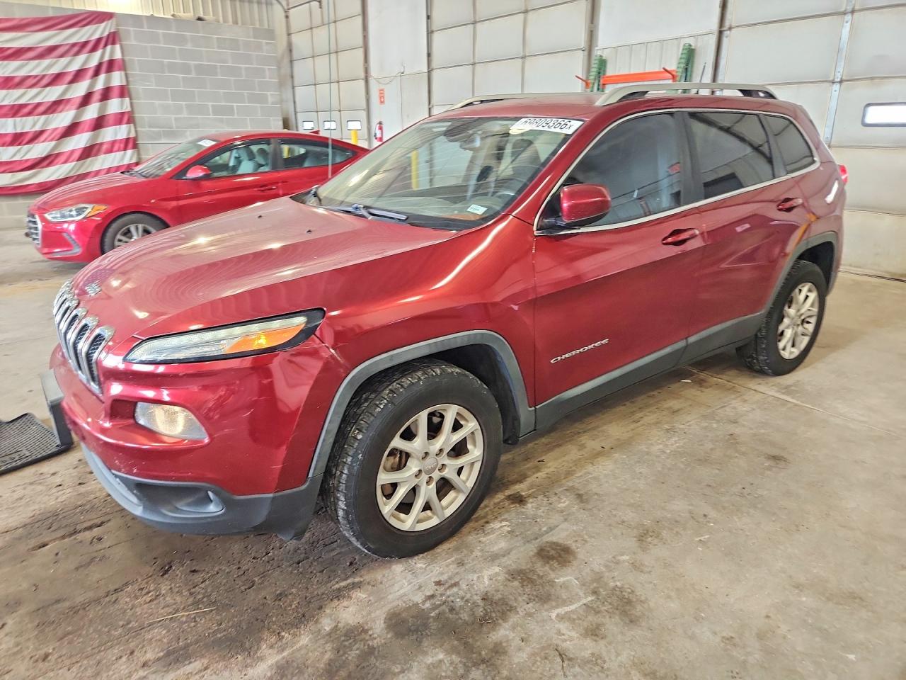 2016 JEEP CHEROKEE LATITUDE | 1C4PJMCB1GW117318 | UPCARS