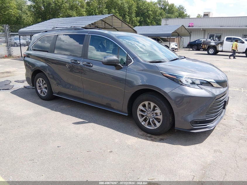 2025 TOYOTA SIENNA LE | 5TDBSKFC2SS191971 | UPCARS