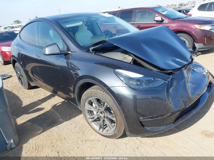 2024 TESLA MODEL Y LONG RANGE DUAL MOTOR ALL-WHEEL DRIVE | 7SAYGDEE2RF117137 | UPCARS
