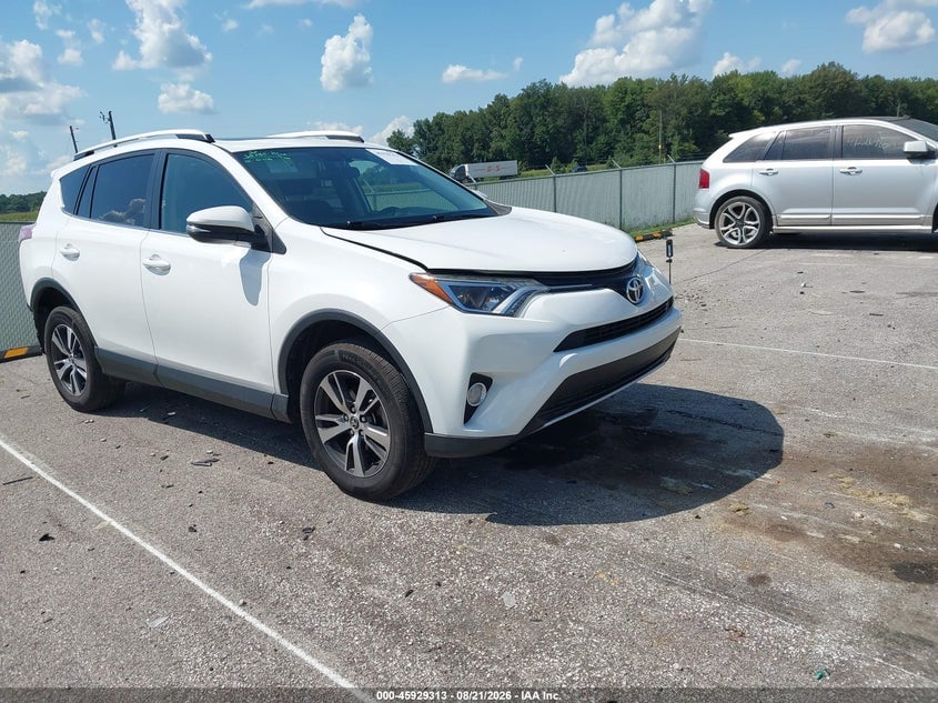 2016 TOYOTA RAV4 XLE | JTMRFREV6GD196186 | UPCARS