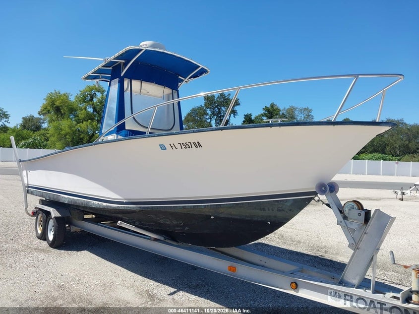 2003 PALM BEACH WHITE CAP 23.5 | MUS10737A303 | UPCARS