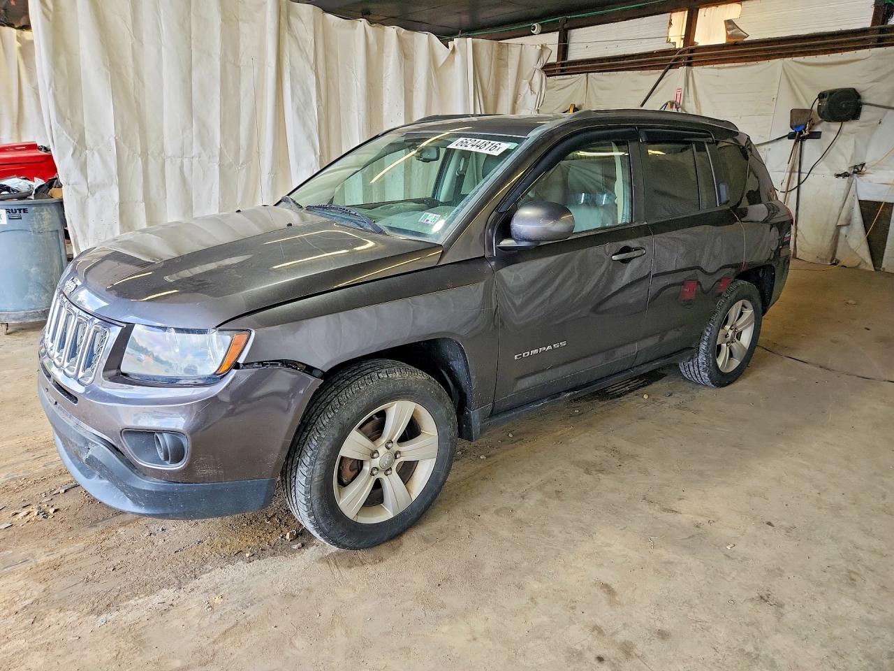 2014 JEEP COMPASS LATITUDE | 1C4NJDEB1ED784676 | UPCARS